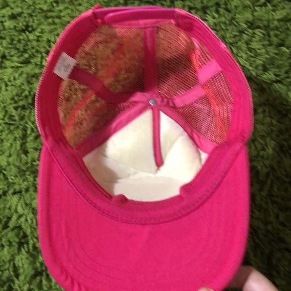 Bright Pink Vans Hat - Picture 4 of 5